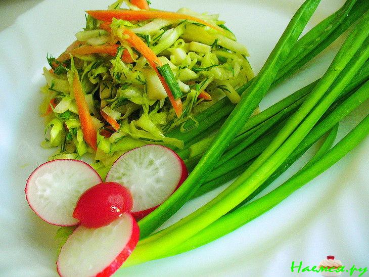 Салат "Каприз" с капустой&nbsp; и дайконом