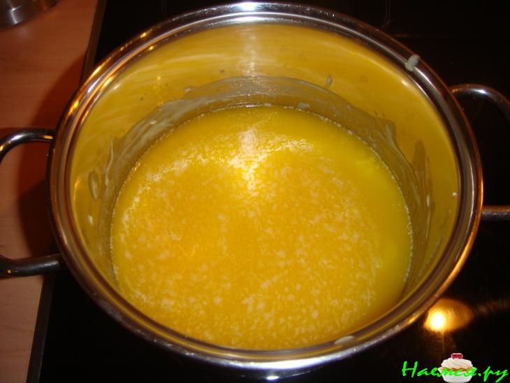 "Облагороженное" сливочное масло (чесночно-мятное)