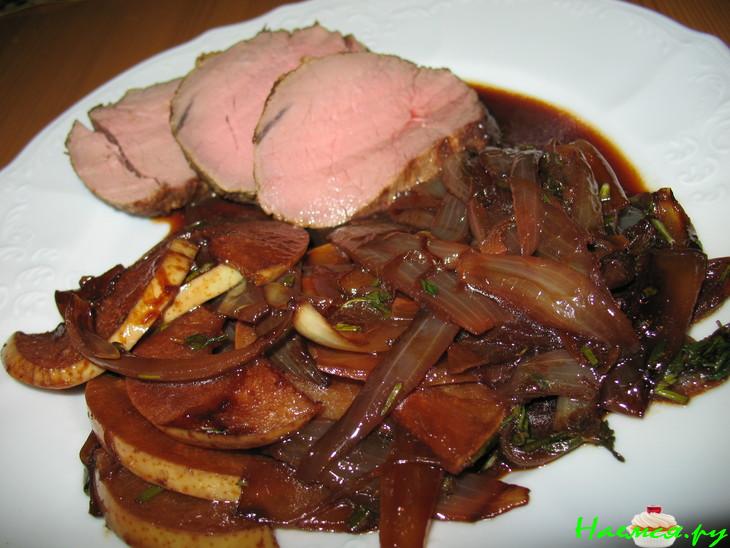 Груша с луком в красном вине Груша с луком в красном вине