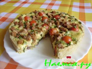 Перечный тарт с курицей и беконом