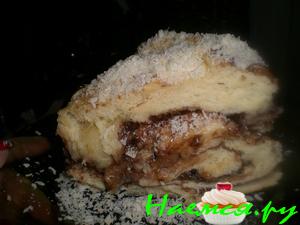 Булка формовая с шоколадной пастой