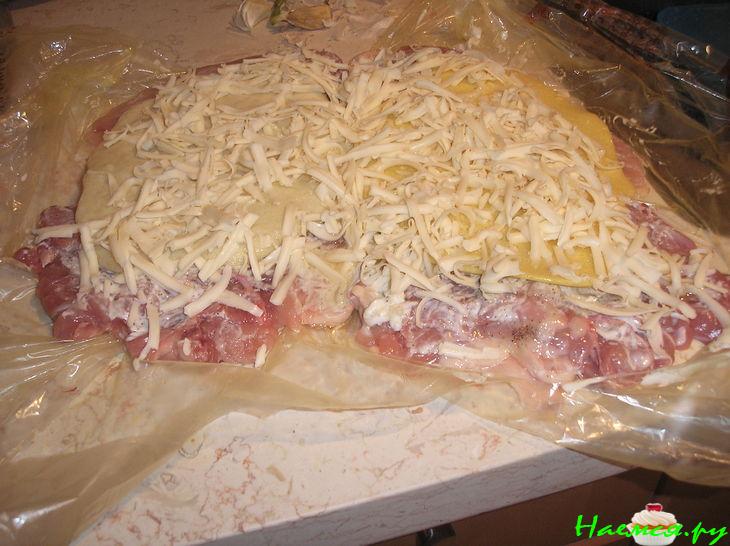 Куриный рулет, запеченный в фольге Куриный рулет, запеченный в фольге