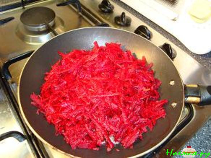 Свекольник "Ешь стоя, больше влезет!"