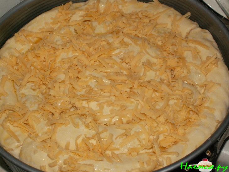 Пирог с мясом из слоёного теста 'Улитка'