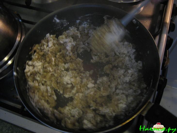 Жульен с вешенками и чесночком Жульен с вешенками и чесночком