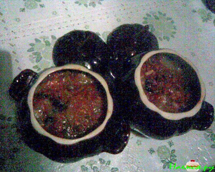 Горшочки с черносливом на любой вкус - с рыбой и куриными бедрышками