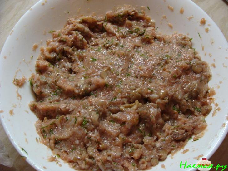 Перцы фаршированные в сливочно-грибной подливке Перцы фаршированные в сливочно-грибной подливке