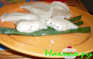 Вареники с творогом и зеленым луком