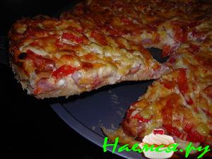Пицца (сыр, помидоры, сосиски)