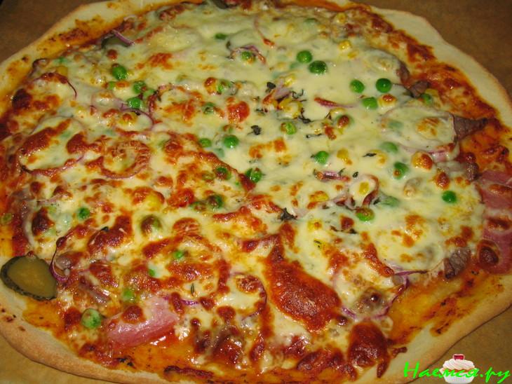 Пицца мясная и соус для пиццы