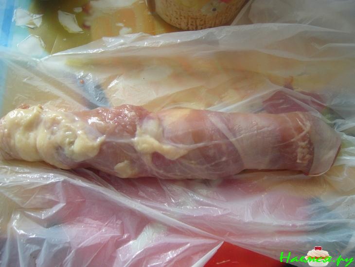 Куриные рулетики на шпажке