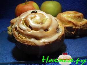 Булочки с изюмом и яблоком "Улитки" Булочки с изюмом и яблоком "Улитки"