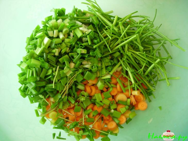 Лимонный суп-пюре с овощами и фисташками Лимонный суп-пюре с овощами и фисташками