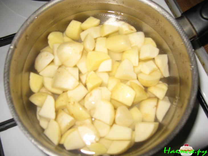 Молодой картофель с зеленью (два варианта) Молодой картофель с зеленью (два варианта)