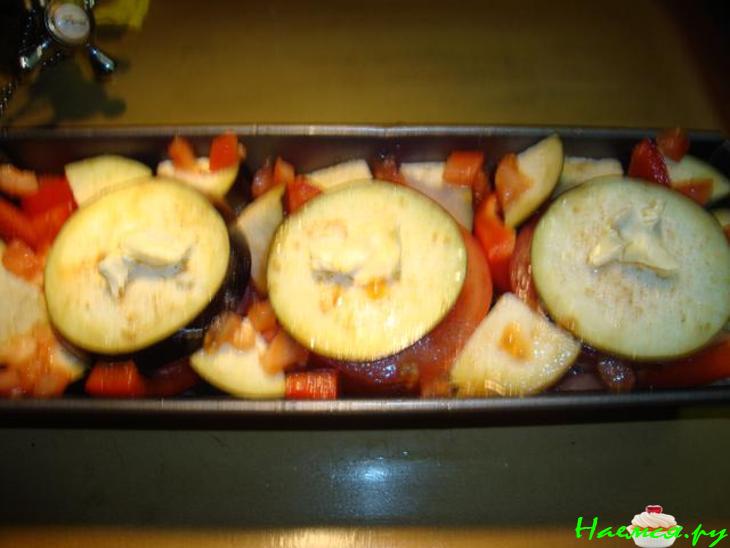 Помидоры, фаршированные по-бельгийски