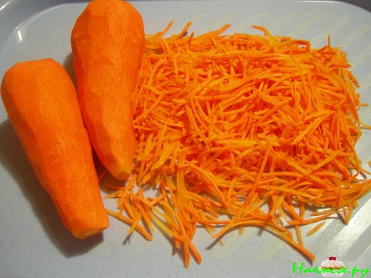 Салат "Юбилейный" с курицей и шампиньонами