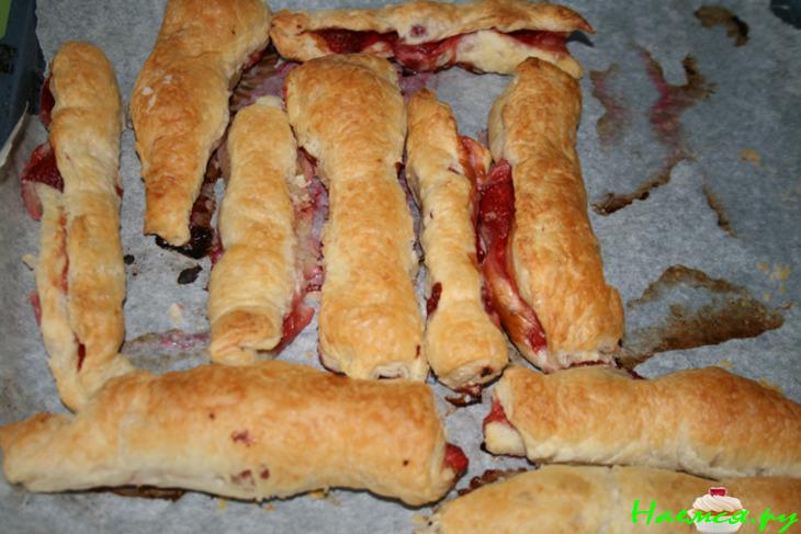 Торт "Необычная Поленница" или слоеные трубочки со сметанным кремом