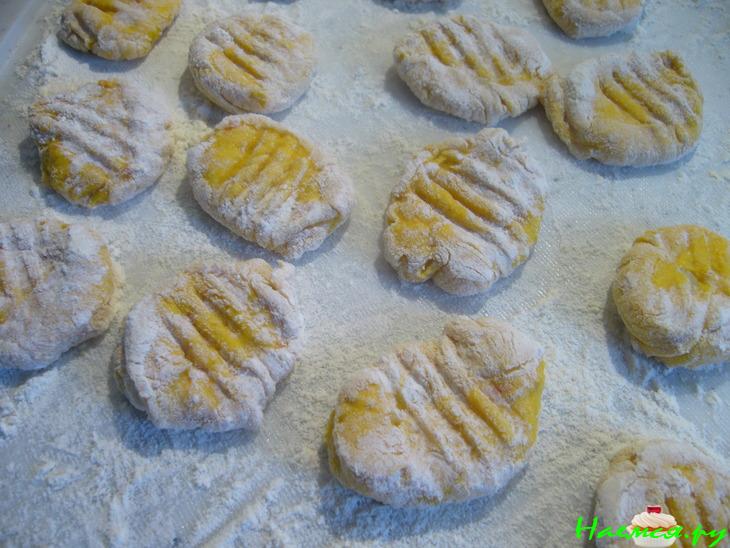 Тыквенные ньокки с семечками и пармезаном Тыквенные ньокки с семечками и пармезаном