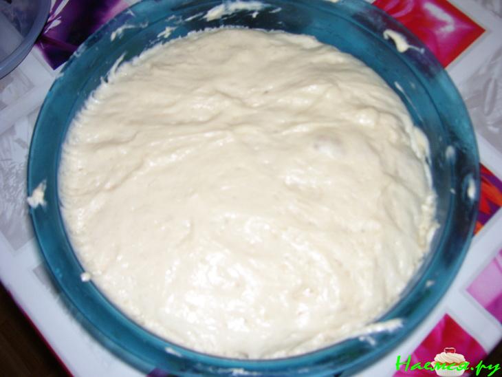 Пирог из дрожжевых булочек Пирог из дрожжевых булочек