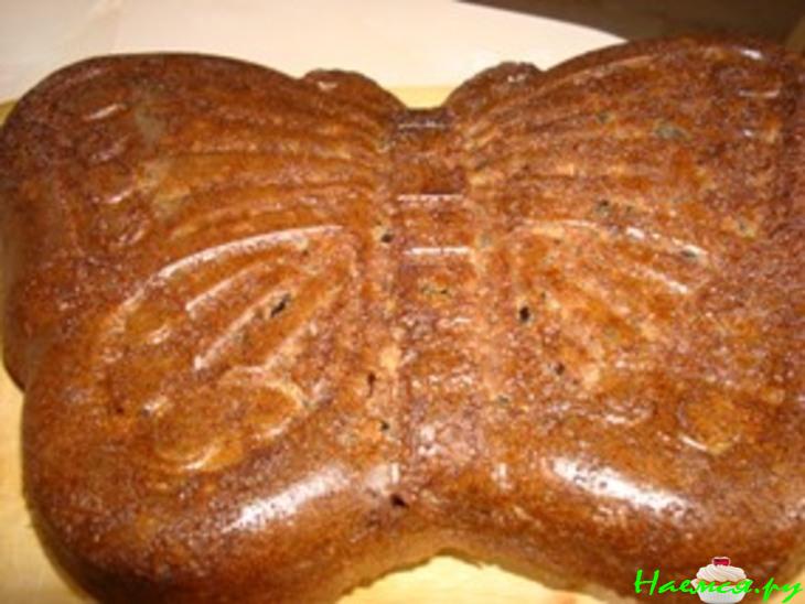 Кекс с красным вином и черносливом