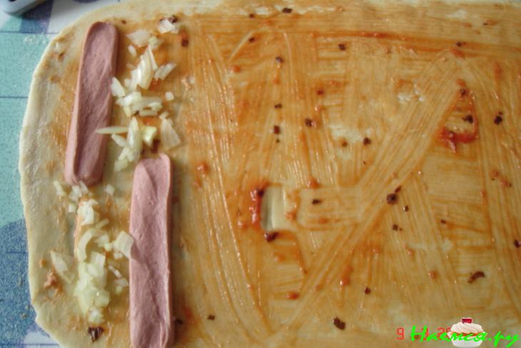 Батон с начинкой