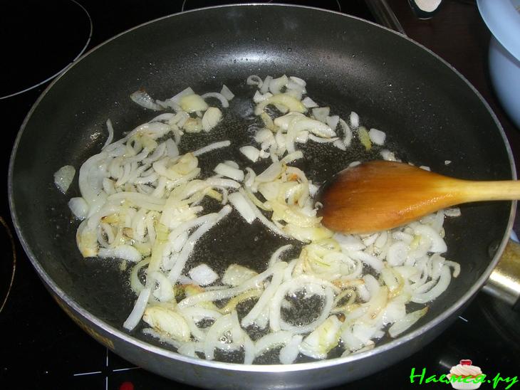 Котлеты куриные, а внутри гарнир:) Котлеты куриные, а внутри гарнир:)