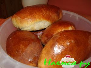 Традиционные пирожки + маковая булка от избытка смелости!