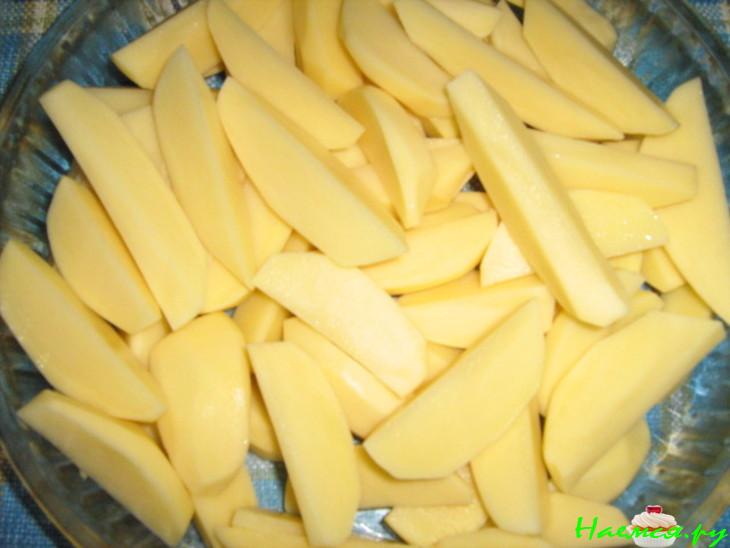 Картошка деревенская с сосисками Картошка деревенская с сосисками