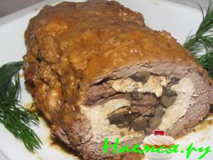 Рулетиз куриного филе и говядины с шампиньонами Рулетиз куриного филе и говядины с шампиньонами