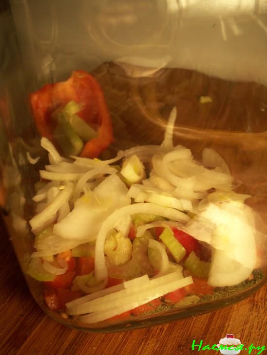 Замаринованные осьминоги, устрицы, креветки, кальмары, гребешки&nbsp; 