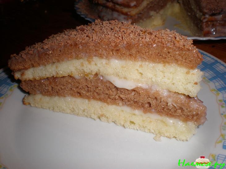 Торт "Сметанник" с орехами и шоколадом