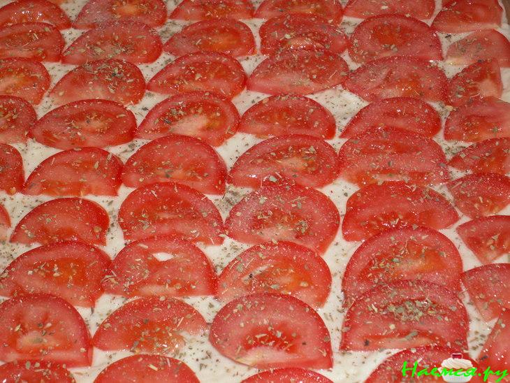 Фокачча со свежими томатами Фокачча со свежими томатами