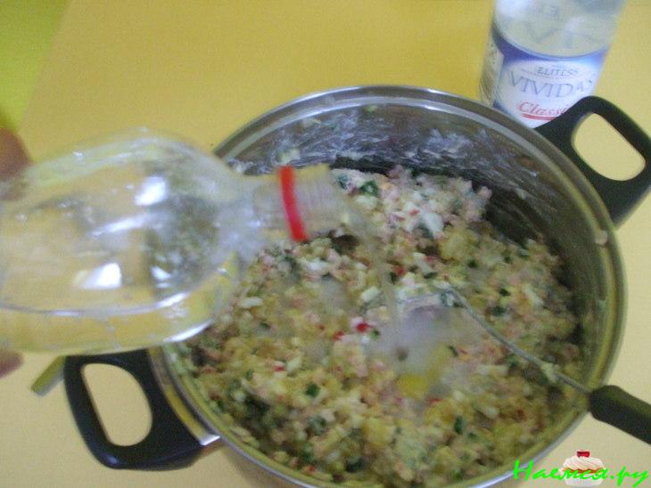 Окрошка на сливках с газированной минеральной водой Окрошка на сливках с газированной минеральной водой