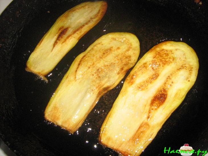 Баклажаны под вкусным соусом