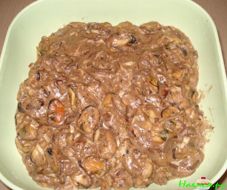 Самбусики в слоеном тесте с мидиями