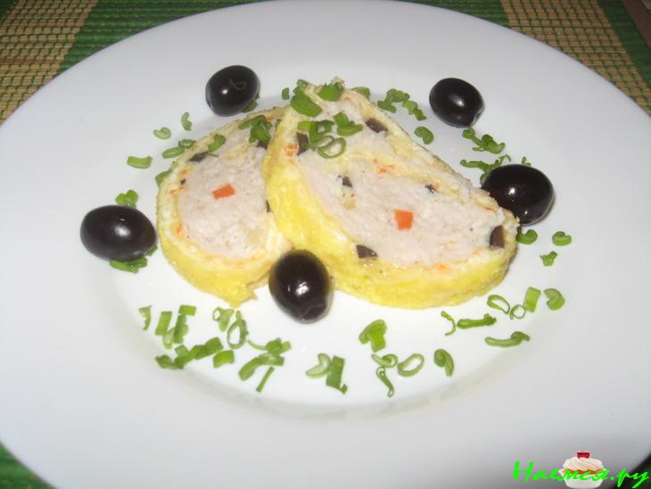 Куриный рулет с маслинами