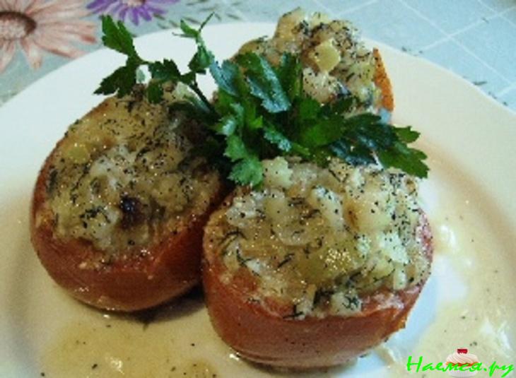 Помидоры фаршированные жареной картошкой