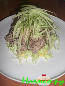 Салат с куриной печенью