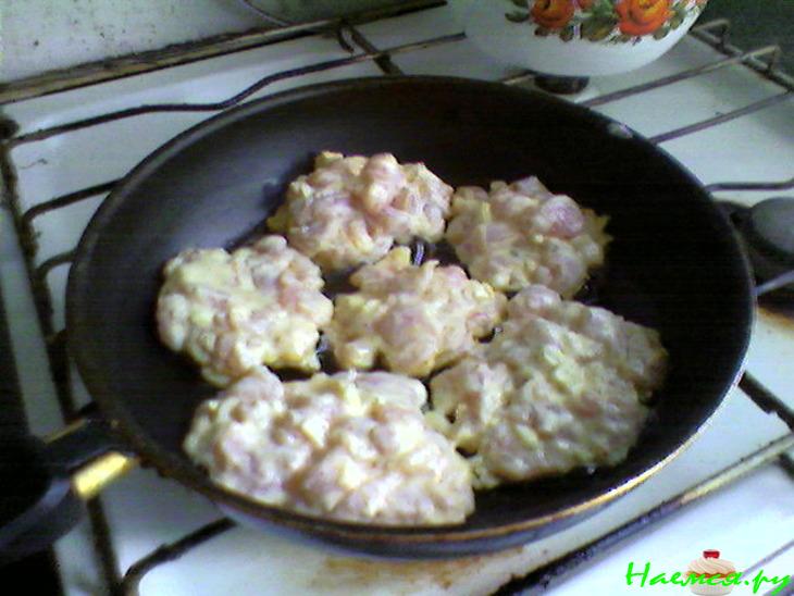 Нежные куриные котлеты