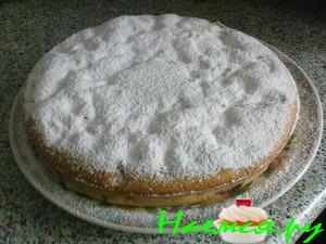 Кекс с персиками