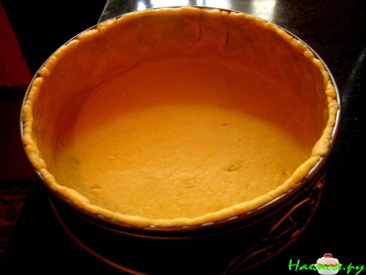 Открытый пирог с брокколи и сыром