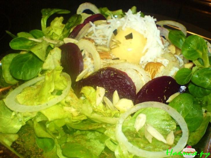 "Гнездо" из сельди (салат)