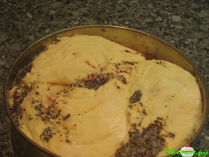 Кулич с маком и вишней Кулич с маком и вишней