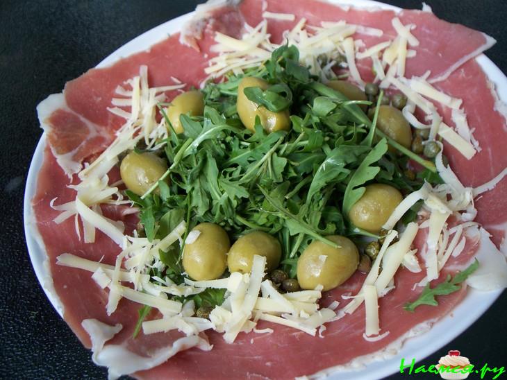 Салат "Римские каникулы"