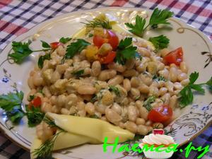 Салат "Фасолька" с сухариками