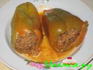 Перец,фаршированный чечевицей с фаршем!