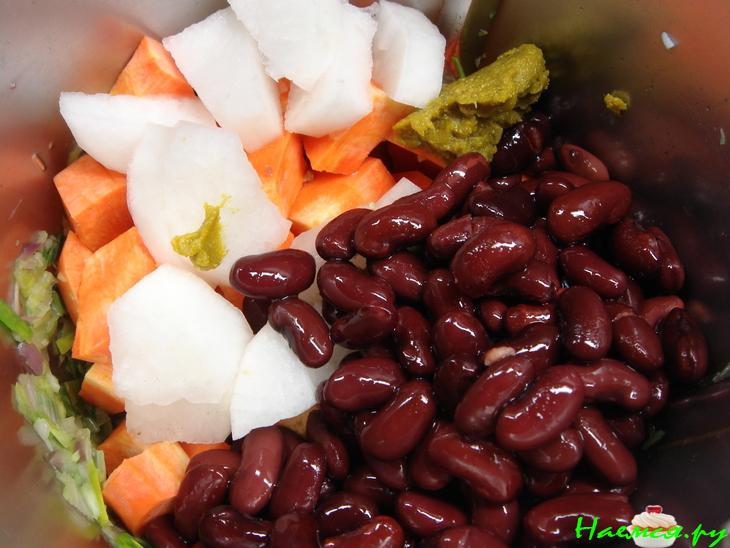 Зимний овощной суп