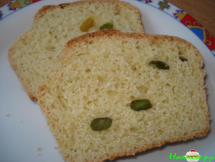 Хлебушек с фисташками к завтраку "Глазки крокодила"