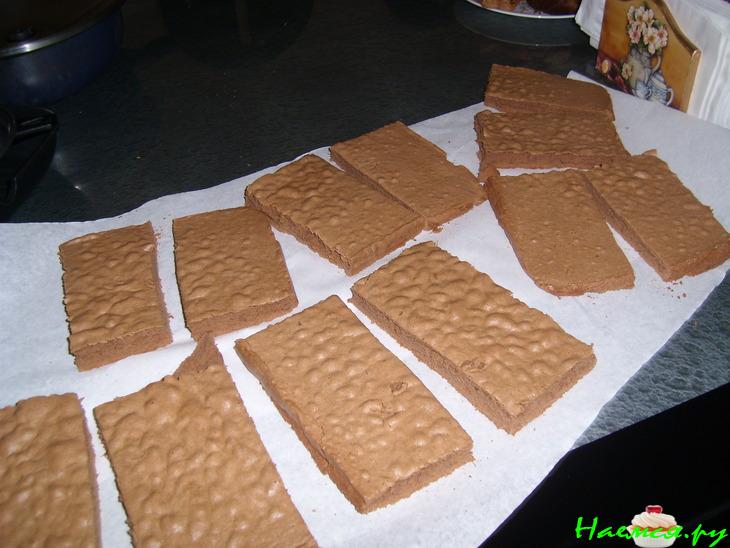 Пирожное бисквитное с кремом "Картошка"