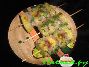 Кабачки с фаршем на шампуриках